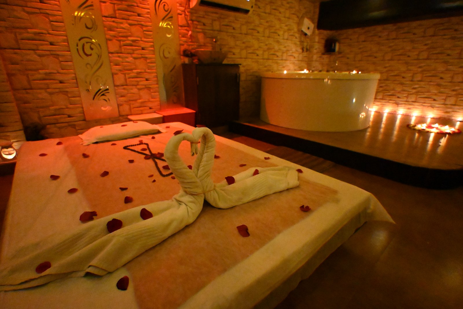 Relaxing massage treatment space at Royal Oak Spa Thane